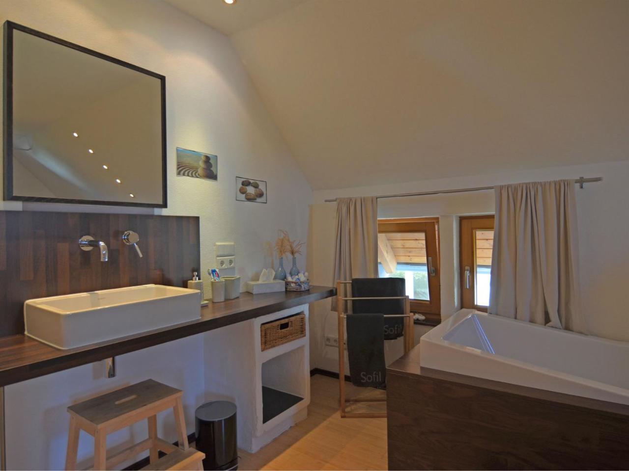 Apartment In Eslohe With Terrace Екстериор снимка